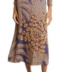 Farm Rio women Yawanawa Vanahu Navy Midi Skirt in Multi 7 Farm Rio women Yawanawa Vanahu Navy Midi Skirt in Multi -Farm Rio Sales 38317515dcf740d599730d819b30ec34 10b5c16f 6f24 4ae6 8e5e faeaf09887e1 1080x