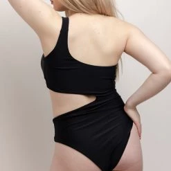 BeReal women Thalia Swimsuit -Farm Rio Sales 74ab7b711f234a7dab0ee02ab258da57 ed4b81a8 2a03 4ab6 9c55 93e45cce15d1 1080x